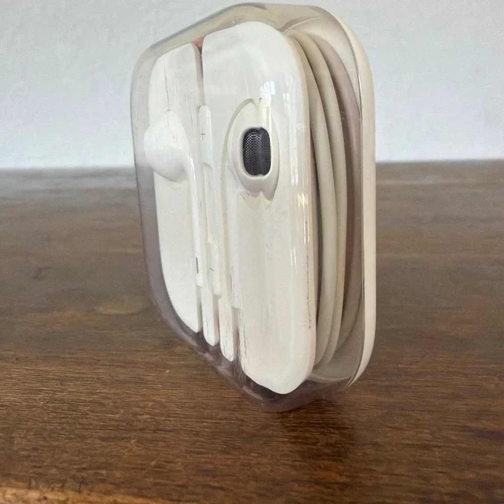 Genuine Apple Earpods Wired Earbuds 3.5mm Jack For iPhone / iPod